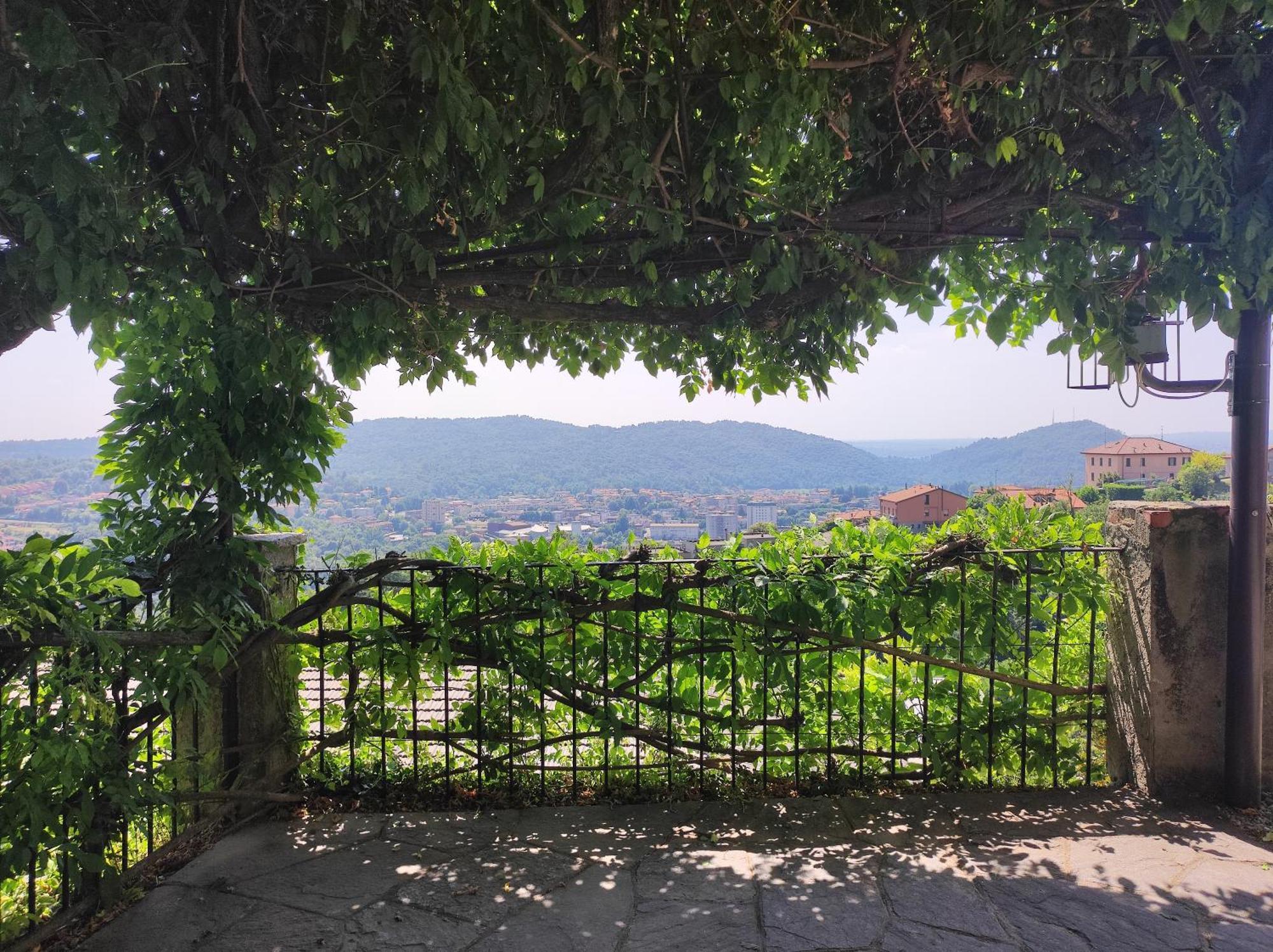 Villa Antonella, App. Vittoria Tavernerio エクステリア 写真